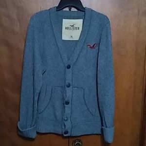 Hollister Sweater Size XL